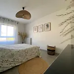 Lumineux Avec Balcon *